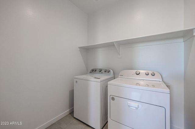 2071 W SIERRA SUNSET Trail, Phoenix, AZ 85085