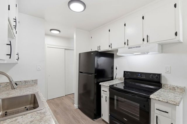 1745 Ross Circle, San Jose, CA 95124