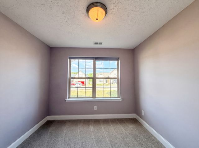447 Golf Club Ln, Springfield, TN 37172