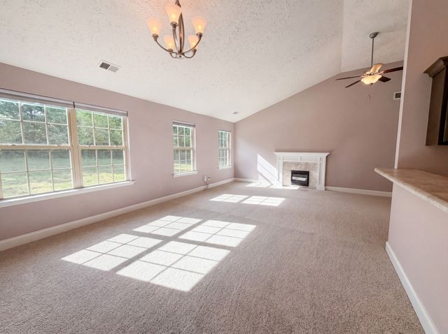 447 Golf Club Ln, Springfield, TN 37172