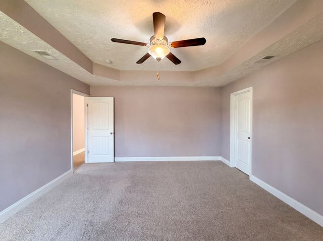 447 Golf Club Ln, Springfield, TN 37172