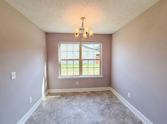447 Golf Club Ln, Springfield, TN 37172