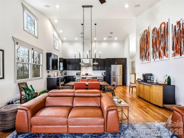 80 Caledonia Road, Asheville, NC 28803