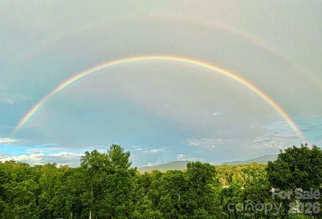 80 Caledonia Road, Asheville, NC 28803