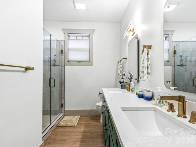 80 Caledonia Road, Asheville, NC 28803