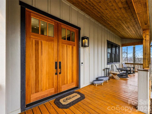 80 Caledonia Road, Asheville, NC 28803