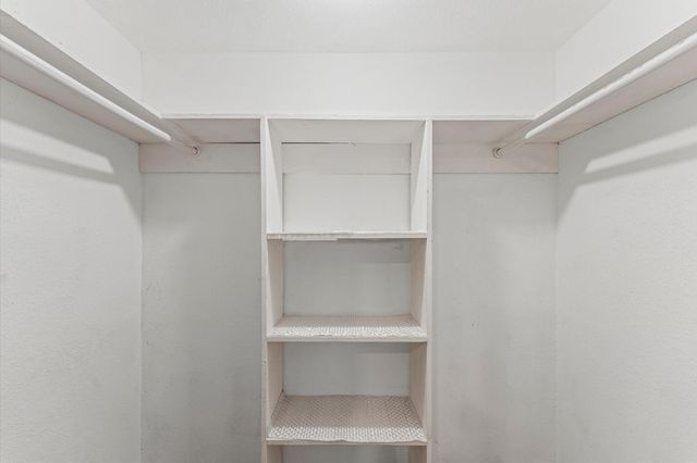 1516 Bay Area Boulevard B8, Houston, TX 77058