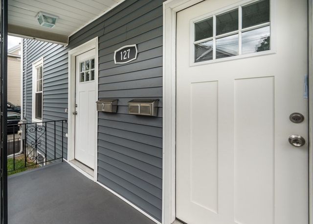 127 Pond Street 1, Waltham, MA 02451