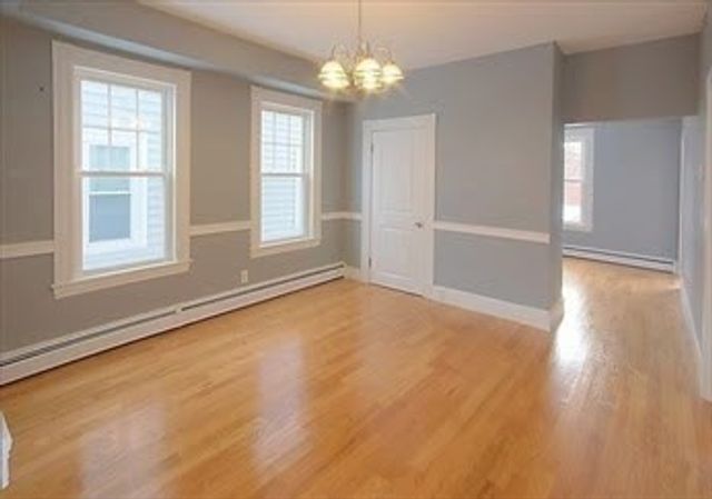 127 Pond Street 1, Waltham, MA 02451