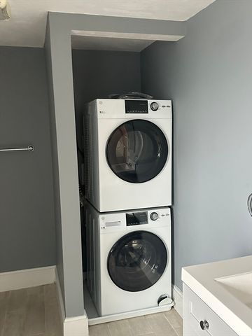 127 Pond Street 1, Waltham, MA 02451
