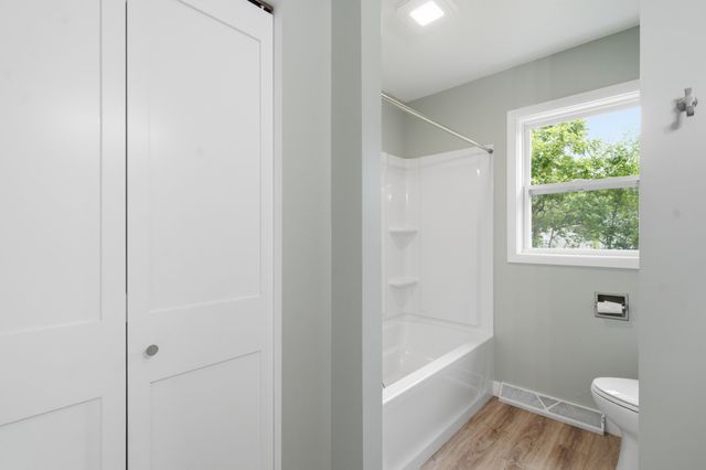 22891 French Road, Mattawan Vllg, MI 49071