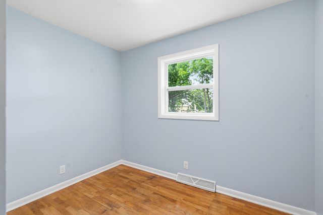 22891 French Road, Mattawan Vllg, MI 49071