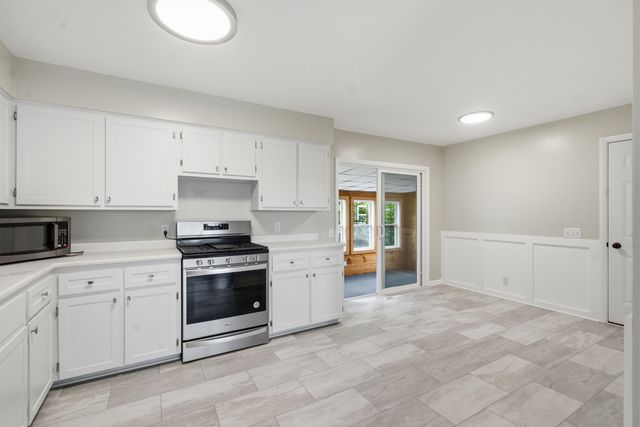 22891 French Road, Mattawan Vllg, MI 49071