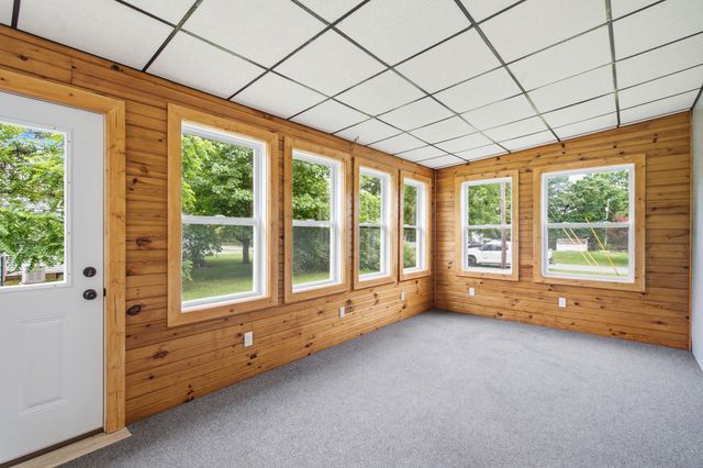 22891 French Road, Mattawan Vllg, MI 49071