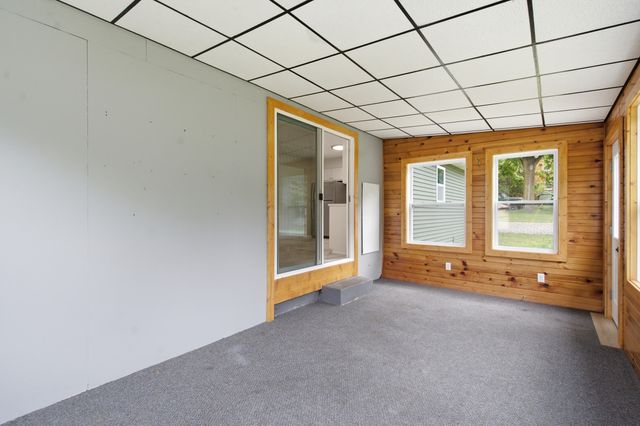 22891 French Road, Mattawan Vllg, MI 49071