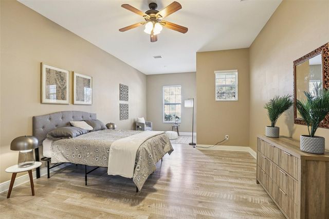 221 SUNSET CREST COURT, Apollo Beach, FL 33572