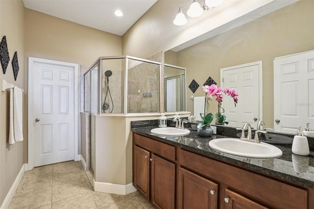 221 SUNSET CREST COURT, Apollo Beach, FL 33572