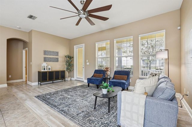 221 SUNSET CREST COURT, Apollo Beach, FL 33572