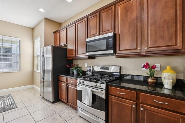 221 SUNSET CREST COURT, Apollo Beach, FL 33572