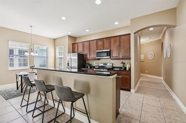 221 SUNSET CREST COURT, Apollo Beach, FL 33572