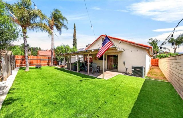 7140 Stoney Creek, Highland, CA 92346
