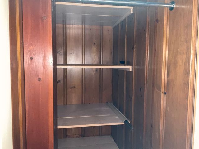 1303 W 3rd Avenue, Corsicana, TX 75110