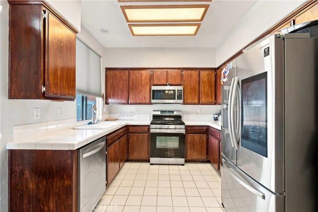 36933 Cadmia Court, Palmdale, CA 93552