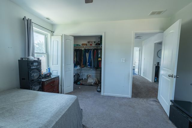8421 S SCOTTSDALE Avenue, Chicago, IL 60652