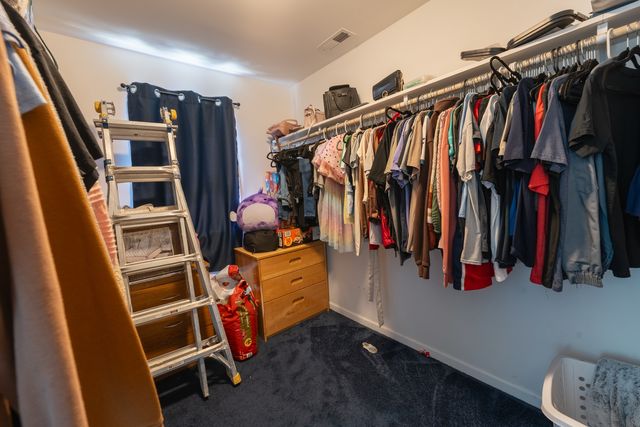8421 S SCOTTSDALE Avenue, Chicago, IL 60652