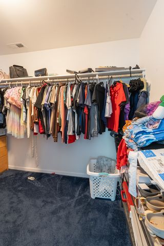 8421 S SCOTTSDALE Avenue, Chicago, IL 60652