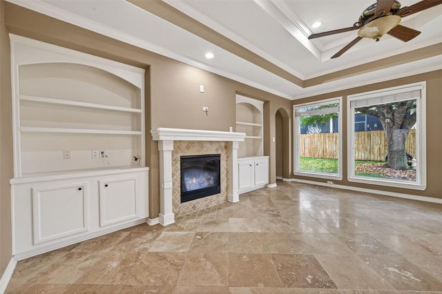 15 Wick Willow Road, Montgomery, TX 77356