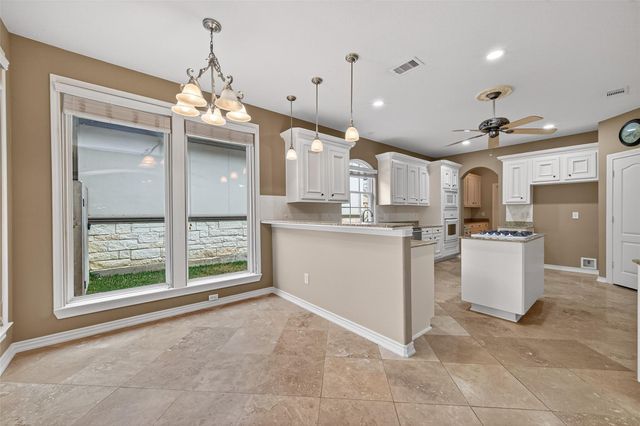 15 Wick Willow Road, Montgomery, TX 77356