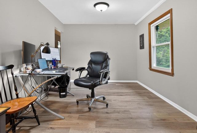 N2W27268 Lyles DRIVE, Waukesha, WI 53188