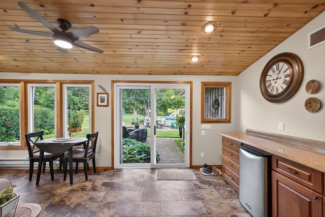 N2W27268 Lyles DRIVE, Waukesha, WI 53188