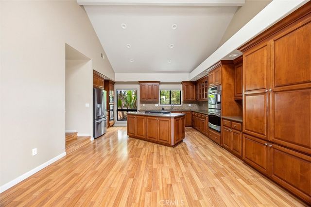 105 Park Pl, Pismo Beach, CA 93449