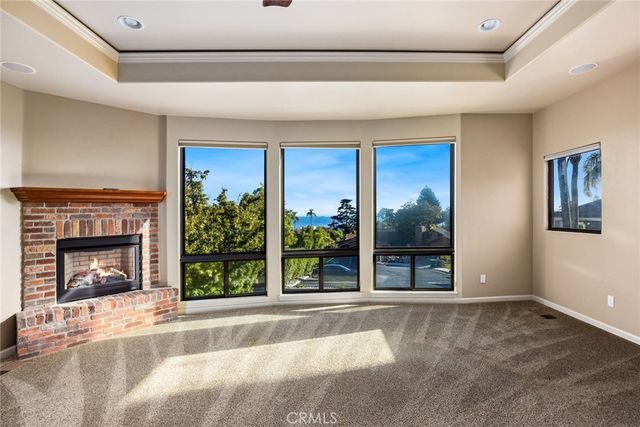 105 Park Pl, Pismo Beach, CA 93449