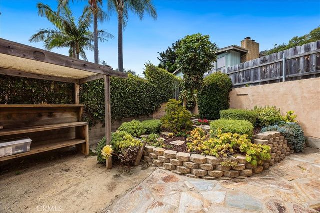 105 Park Pl, Pismo Beach, CA 93449