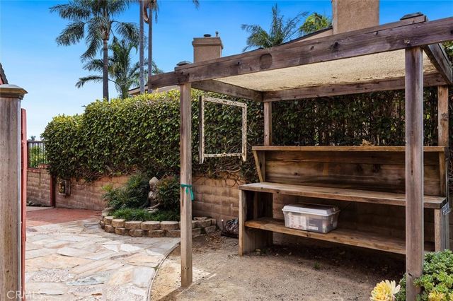 105 Park Pl, Pismo Beach, CA 93449