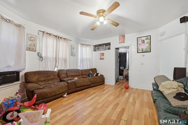 797-799 Beechwood Avenue, Bridgeport, CT 06605