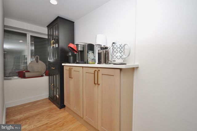 1525 RODMAN ST, Philadelphia, PA 19146