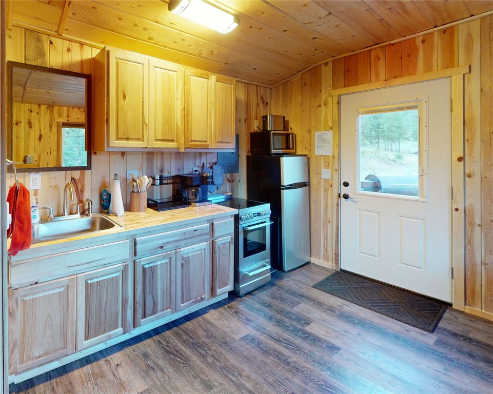 Image 44 of property listing at 51 Livin Way, Plains, MT 59859