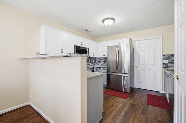 7845 Meadowlark Lane S, Reynoldsburg, OH 43068