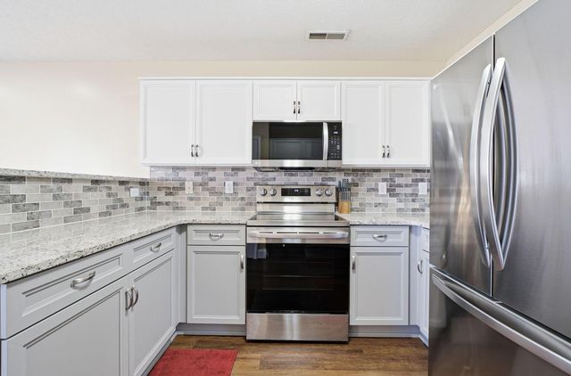 7845 Meadowlark Lane S, Reynoldsburg, OH 43068