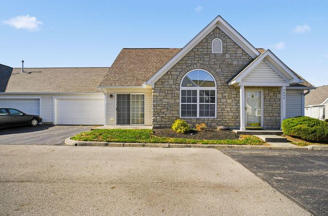 7845 Meadowlark Lane S, Reynoldsburg, OH 43068