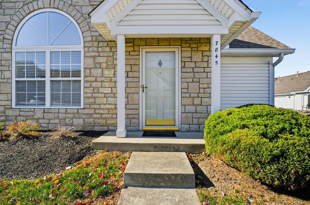 7845 Meadowlark Lane S, Reynoldsburg, OH 43068