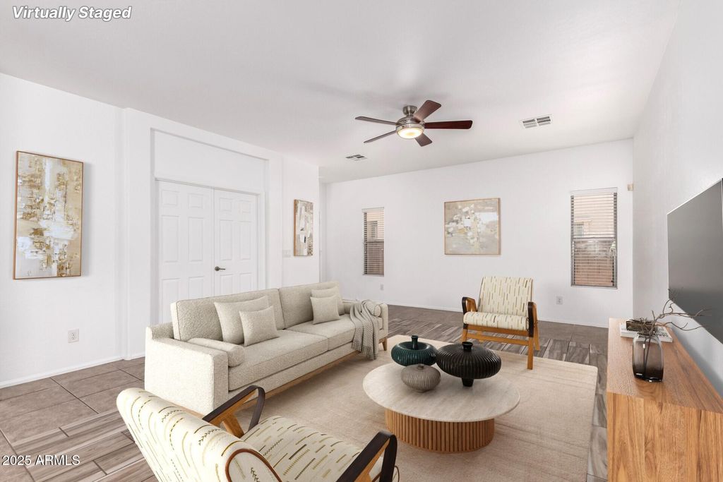 Image 13 of property listing at 4246 E COTTON Court, Gilbert, AZ 85234