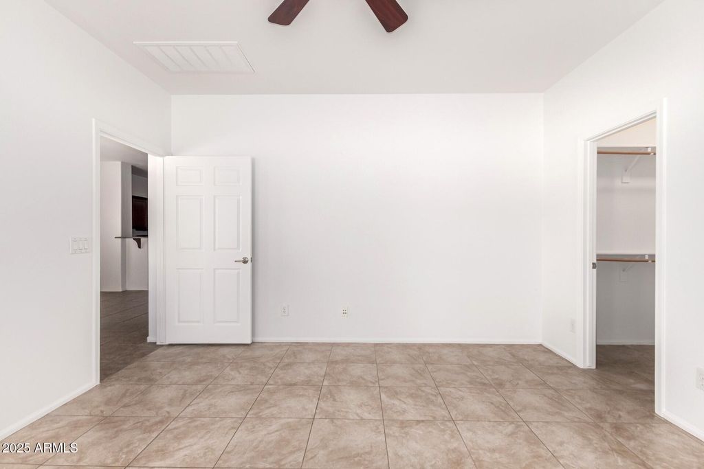 Image 24 of property listing at 4246 E COTTON Court, Gilbert, AZ 85234