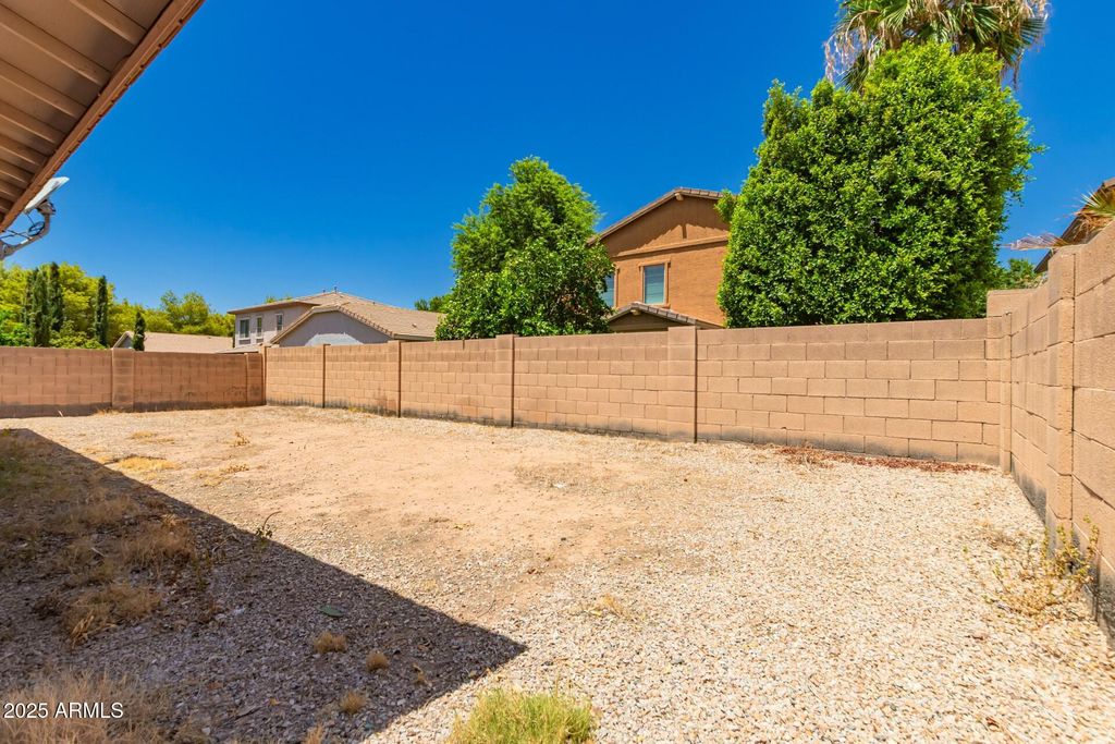 Image 37 of property listing at 4246 E COTTON Court, Gilbert, AZ 85234