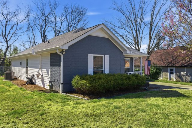 4536 S Trace Blvd, Old Hickory, TN 37138