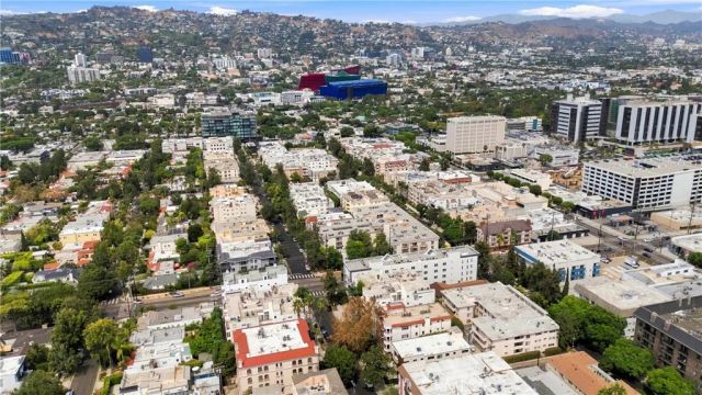 141 S Clark Drive 422, West Hollywood, CA 90048